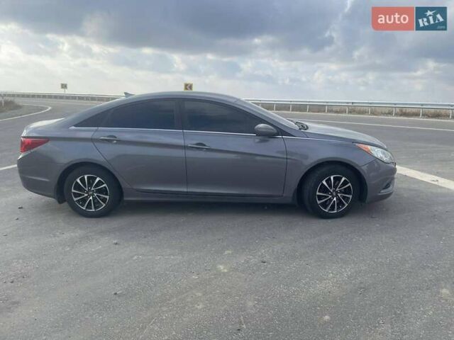 Хендай Соната 2011 в Килие на Automoto.ua Серый Хендай Соната, объемом двигателя 2.36 л и пробегом 359 тыс. км за 8300 $, фото 9 на Automoto.ua