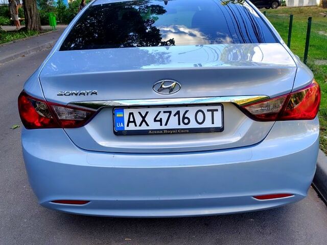 Сірий Хендай Соната, об'ємом двигуна 2.4 л та пробігом 222 тис. км за 7200 $, фото 3 на Automoto.ua