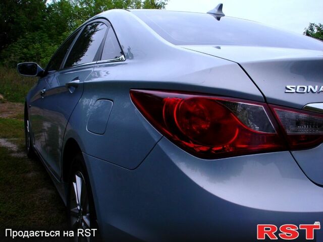 Сірий Хендай Соната, об'ємом двигуна 2.4 л та пробігом 0 тис. км за 8500 $, фото 8 на Automoto.ua