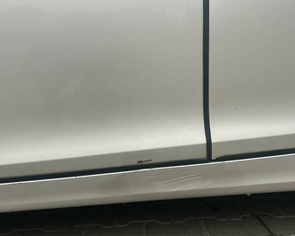 Хендай Соната 2011 в Тернополе на Automoto.ua Серый Хендай Соната, объемом двигателя 2 л и пробегом 375 тыс. км за 6600 $, фото 18 на Automoto.ua