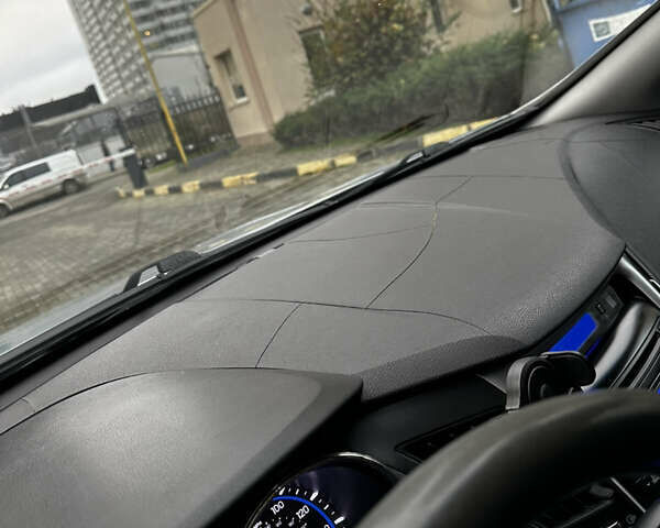 Сірий Хендай Соната, об'ємом двигуна 2.36 л та пробігом 282 тис. км за 8100 $, фото 16 на Automoto.ua