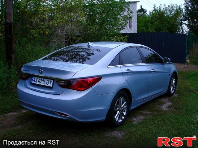 Сірий Хендай Соната, об'ємом двигуна 2.4 л та пробігом 0 тис. км за 8500 $, фото 6 на Automoto.ua