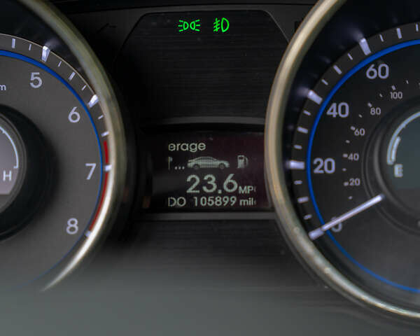 Хендай Соната 2011 в Киеве на Automoto.ua Серый Хендай Соната, объемом двигателя 2.4 л и пробегом 170 тыс. км за 9600 $, фото 23 на Automoto.ua