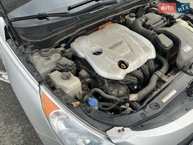 Серый Хендай Соната, объемом двигателя 2.36 л и пробегом 199 тыс. км за 8950 $, фото 25 на Automoto.ua