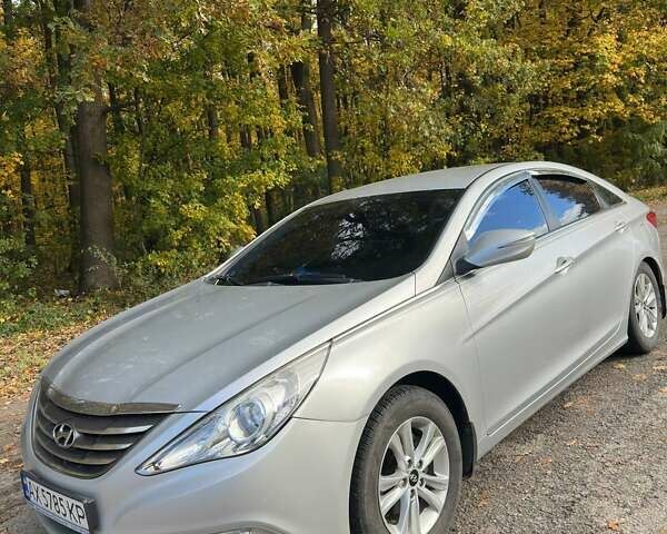Хендай Соната 2012 в Харькове на Automoto.ua Серый Хендай Соната, объемом двигателя 2 л и пробегом 312 тыс. км за 8000 $, фото 3 на Automoto.ua