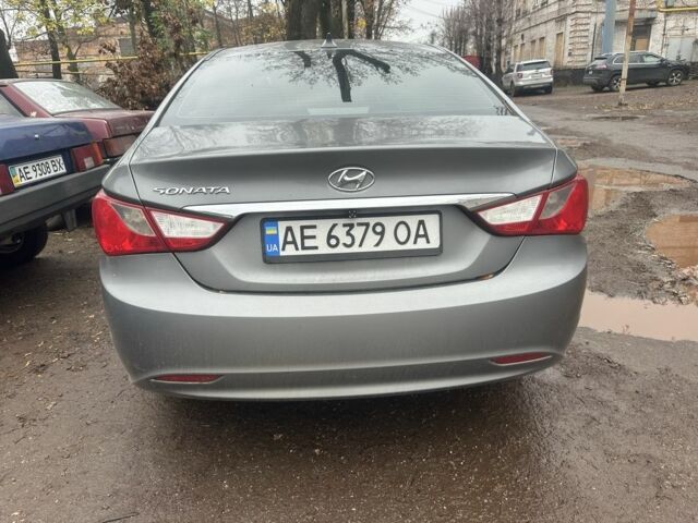 Серый Хендай Соната, объемом двигателя 2.4 л и пробегом 2 тыс. км за 8852 $, фото 2 на Automoto.ua
