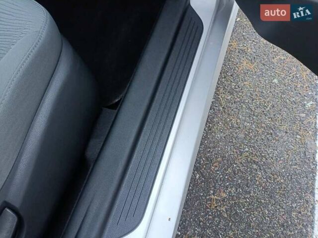 Серый Хендай Соната, объемом двигателя 2.36 л и пробегом 174 тыс. км за 9970 $, фото 35 на Automoto.ua