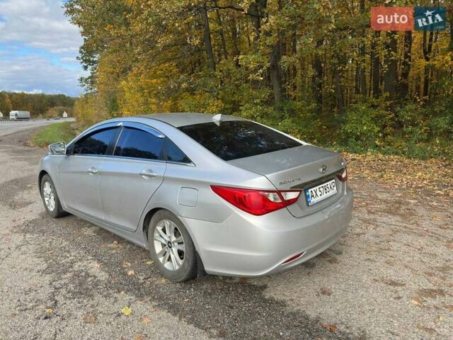 Хендай Соната 2012 в Харькове на Automoto.ua Серый Хендай Соната, объемом двигателя 2 л и пробегом 312 тыс. км за 8000 $, фото 1 на Automoto.ua