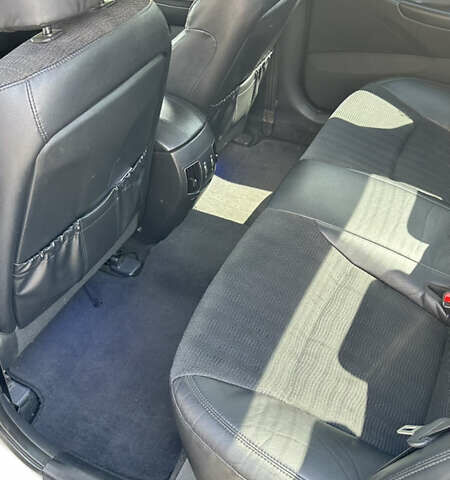 Сірий Хендай Соната, об'ємом двигуна 2 л та пробігом 213 тис. км за 9200 $, фото 10 на Automoto.ua