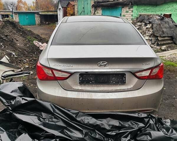 Серый Хендай Соната, объемом двигателя 2 л и пробегом 280 тыс. км за 5000 $, фото 19 на Automoto.ua