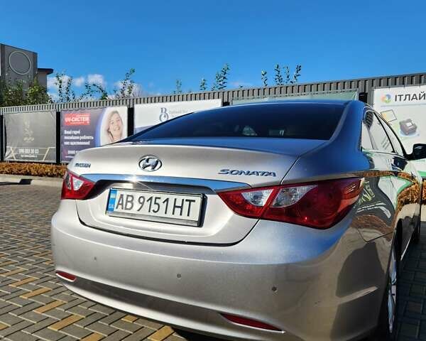 Хендай Соната 2012 в Виннице на Automoto.ua Серый Хендай Соната, объемом двигателя 2 л и пробегом 179 тыс. км за 9500 $, фото 4 на Automoto.ua
