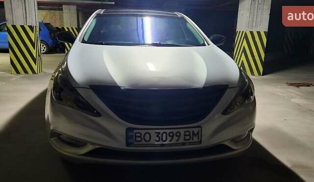 Сірий Хендай Соната, об'ємом двигуна 2 л та пробігом 165 тис. км за 10199 $, фото 3 на Automoto.ua