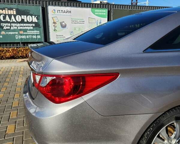 Хендай Соната 2012 в Виннице на Automoto.ua Серый Хендай Соната, объемом двигателя 2 л и пробегом 179 тыс. км за 9500 $, фото 3 на Automoto.ua