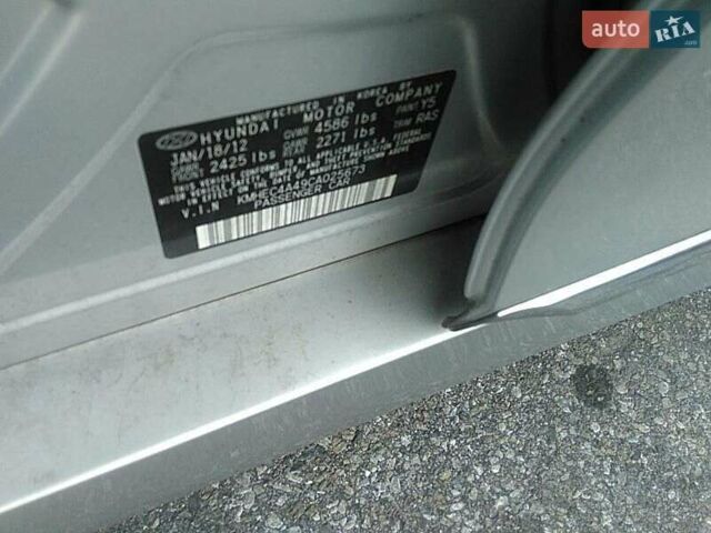 Серый Хендай Соната, объемом двигателя 2.36 л и пробегом 174 тыс. км за 9970 $, фото 43 на Automoto.ua