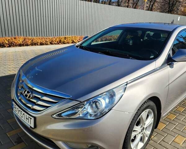 Хендай Соната 2012 в Виннице на Automoto.ua Серый Хендай Соната, объемом двигателя 2 л и пробегом 179 тыс. км за 9500 $, фото 6 на Automoto.ua