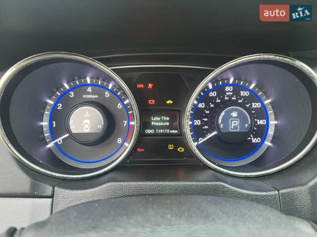 Серый Хендай Соната, объемом двигателя 2 л и пробегом 190 тыс. км за 7500 $, фото 10 на Automoto.ua