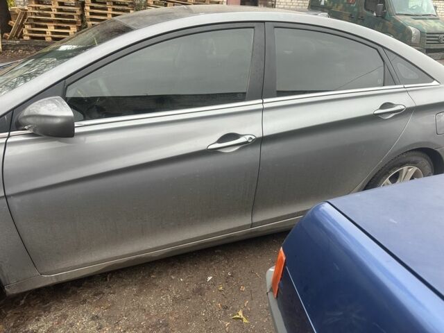 Серый Хендай Соната, объемом двигателя 2.4 л и пробегом 2 тыс. км за 8852 $, фото 8 на Automoto.ua