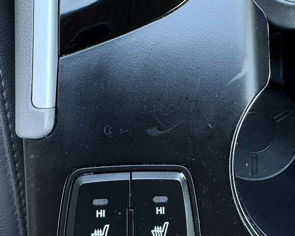 Сірий Хендай Соната, об'ємом двигуна 2.4 л та пробігом 207 тис. км за 10700 $, фото 29 на Automoto.ua