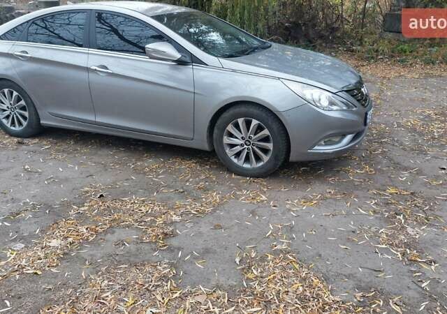 Сірий Хендай Соната, об'ємом двигуна 2 л та пробігом 181 тис. км за 9500 $, фото 7 на Automoto.ua