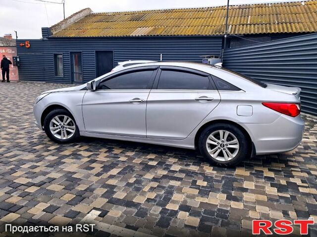 Серый Хендай Соната, объемом двигателя 2 л и пробегом 0 тыс. км за 8200 $, фото 1 на Automoto.ua