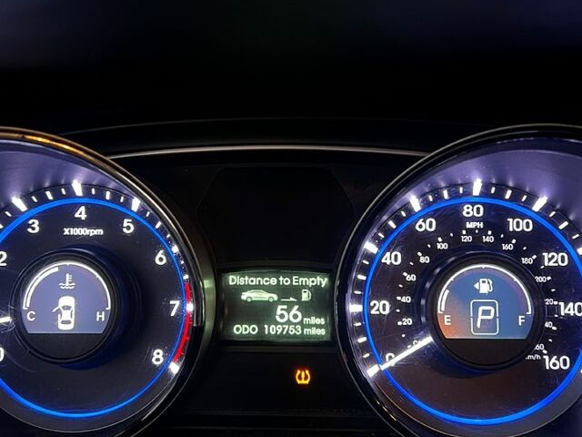 Сірий Хендай Соната, об'ємом двигуна 2.4 л та пробігом 170 тис. км за 8200 $, фото 9 на Automoto.ua