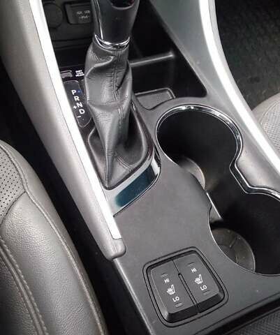 Сірий Хендай Соната, об'ємом двигуна 2.4 л та пробігом 150 тис. км за 11500 $, фото 16 на Automoto.ua