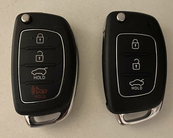 Серый Хендай Соната, объемом двигателя 2 л и пробегом 373 тыс. км за 7300 $, фото 20 на Automoto.ua