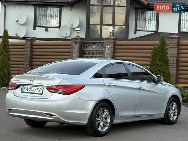 Серый Хендай Соната, объемом двигателя 2 л и пробегом 216 тыс. км за 8200 $, фото 35 на Automoto.ua