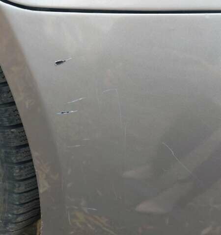 Сірий Хендай Соната, об'ємом двигуна 2 л та пробігом 181 тис. км за 9500 $, фото 4 на Automoto.ua