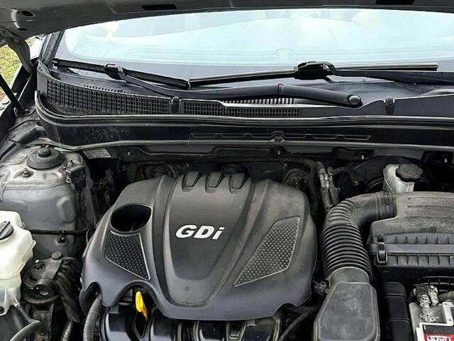 Сірий Хендай Соната, об'ємом двигуна 2.4 л та пробігом 170 тис. км за 8200 $, фото 10 на Automoto.ua