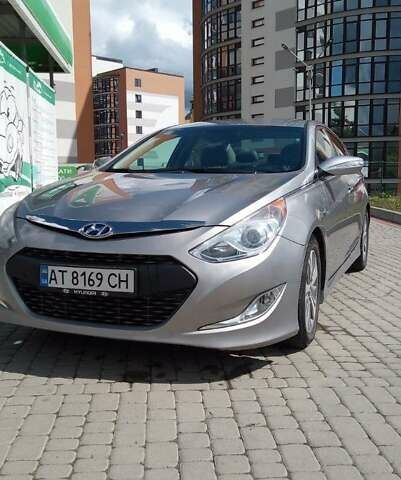 Сірий Хендай Соната, об'ємом двигуна 2.4 л та пробігом 150 тис. км за 11500 $, фото 4 на Automoto.ua