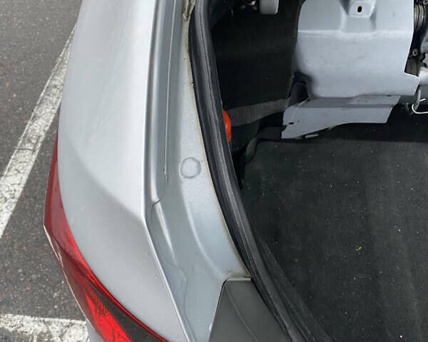 Серый Хендай Соната, объемом двигателя 2 л и пробегом 373 тыс. км за 7300 $, фото 15 на Automoto.ua