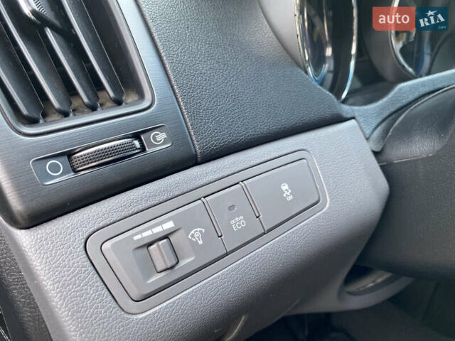 Хендай Соната 2013 у Миколаєві на Automoto.ua Сірий Хендай Соната, об'ємом двигуна 2.4 л та пробігом 151 тис. км за 8099 $, фото 17 на Automoto.ua