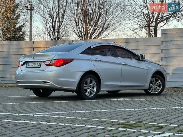 Серый Хендай Соната, объемом двигателя 2 л и пробегом 185 тыс. км за 8100 $, фото 11 на Automoto.ua