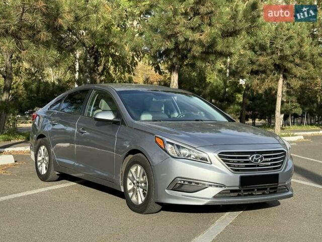 Хендай Соната 2014 у Одесі на Automoto.ua Сірий Хендай Соната, об'ємом двигуна 2.4 л та пробігом 190 тис. км за 10300 $, фото 3 на Automoto.ua