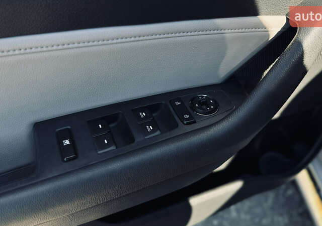 Серый Хендай Соната, объемом двигателя 2 л и пробегом 122 тыс. км за 13500 $, фото 21 на Automoto.ua