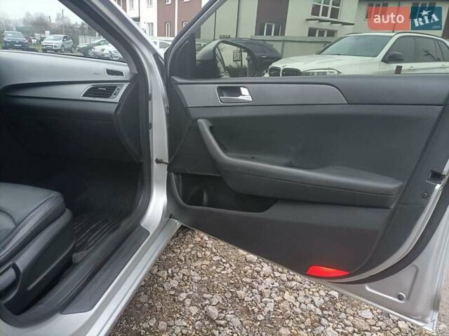 Сірий Хендай Соната, об'ємом двигуна 2 л та пробігом 360 тис. км за 8300 $, фото 8 на Automoto.ua