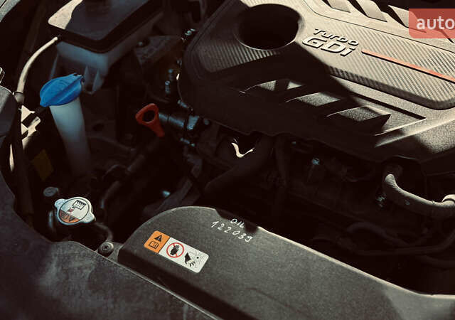 Серый Хендай Соната, объемом двигателя 2 л и пробегом 122 тыс. км за 13500 $, фото 37 на Automoto.ua