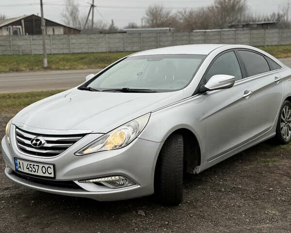 Серый Хендай Соната, объемом двигателя 2.36 л и пробегом 160 тыс. км за 11500 $, фото 7 на Automoto.ua