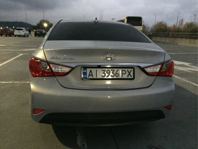 Серый Хендай Соната, объемом двигателя 2.4 л и пробегом 160 тыс. км за 8300 $, фото 5 на Automoto.ua