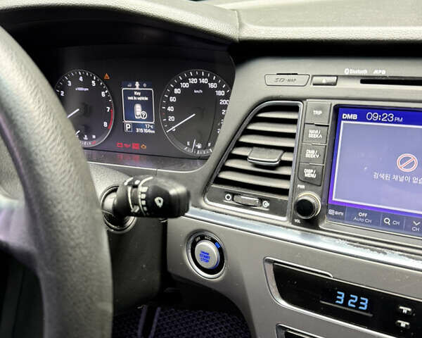 Сірий Хендай Соната, об'ємом двигуна 2 л та пробігом 315 тис. км за 5500 $, фото 21 на Automoto.ua