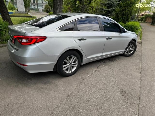 Сірий Хендай Соната, об'ємом двигуна 2 л та пробігом 543 тис. км за 7990 $, фото 4 на Automoto.ua