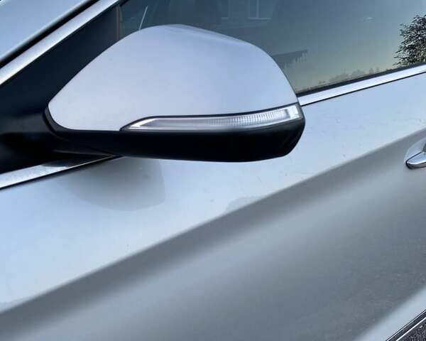 Серый Хендай Соната, объемом двигателя 2 л и пробегом 359 тыс. км за 9500 $, фото 1 на Automoto.ua