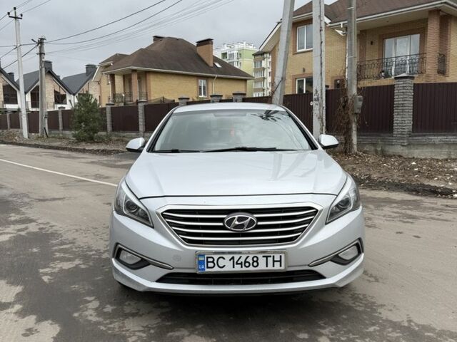 Серый Хендай Соната, объемом двигателя 2 л и пробегом 220 тыс. км за 6700 $, фото 2 на Automoto.ua