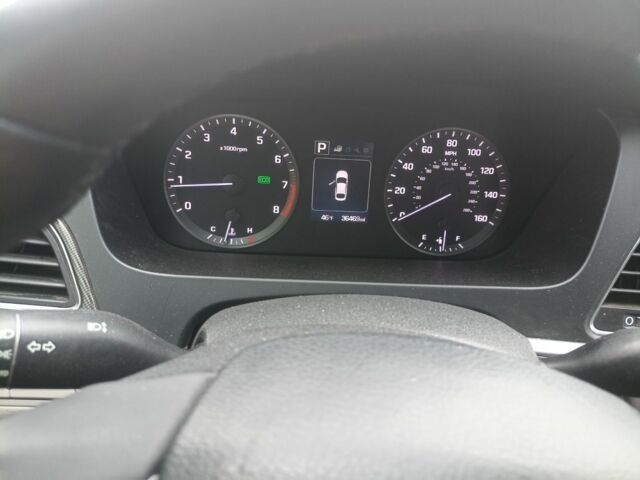 Серый Хендай Соната, объемом двигателя 2.4 л и пробегом 70 тыс. км за 11000 $, фото 3 на Automoto.ua