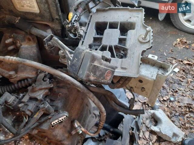 Сірий Хендай Соната, об'ємом двигуна 2 л та пробігом 320 тис. км за 3100 $, фото 19 на Automoto.ua