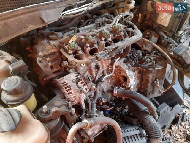 Сірий Хендай Соната, об'ємом двигуна 2 л та пробігом 320 тис. км за 3100 $, фото 15 на Automoto.ua