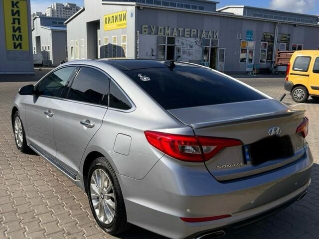Сірий Хендай Соната, об'ємом двигуна 2.36 л та пробігом 112 тис. км за 11500 $, фото 2 на Automoto.ua
