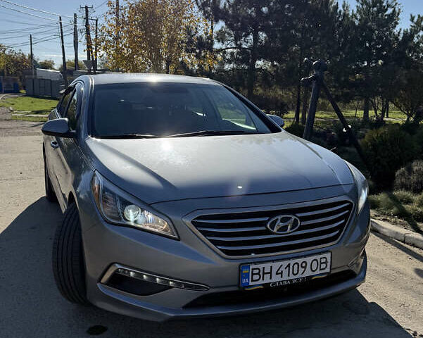 Хендай Соната 2014 у Одесі на Automoto.ua Сірий Хендай Соната, об'ємом двигуна 2.4 л та пробігом 159 тис. км за 9500 $, фото 1 на Automoto.ua