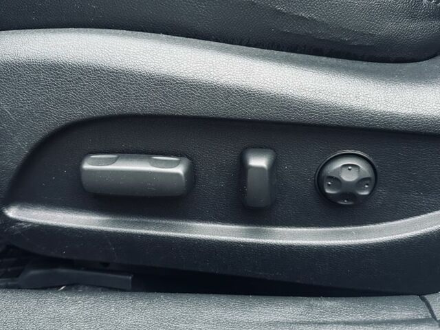 Сірий Хендай Соната, об'ємом двигуна 2 л та пробігом 305 тис. км за 6900 $, фото 10 на Automoto.ua